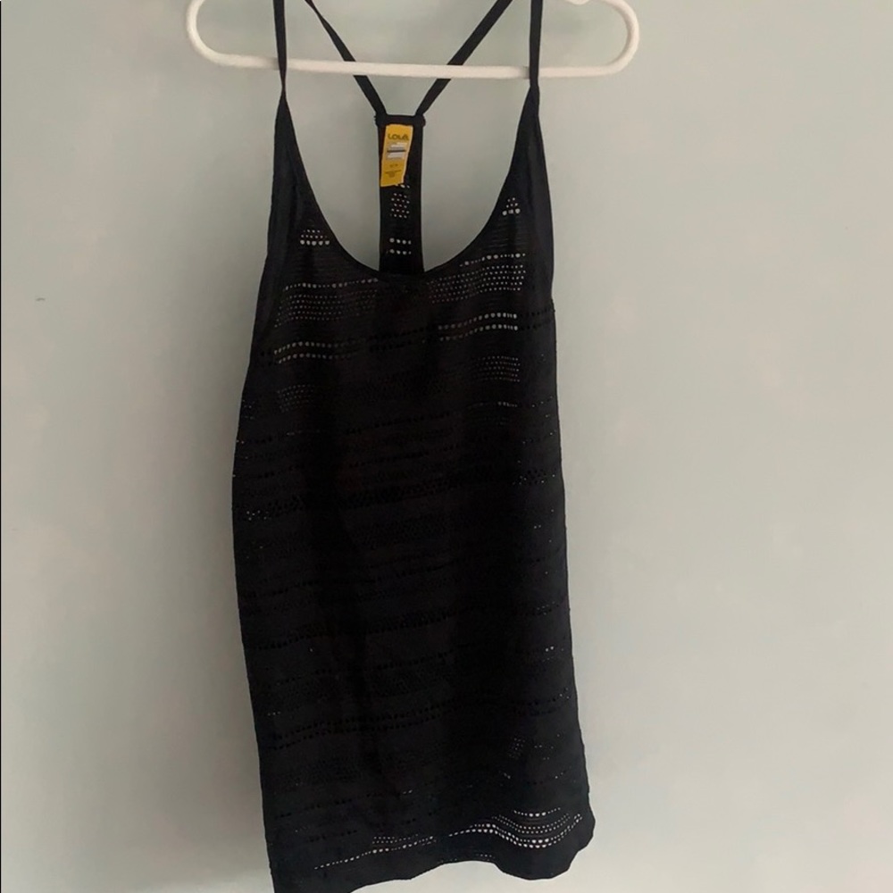Black Lolë running top